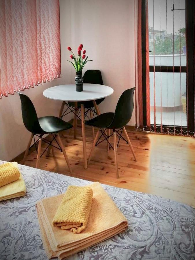 Bright Central Studio For 4 In Burgas City Exterior foto